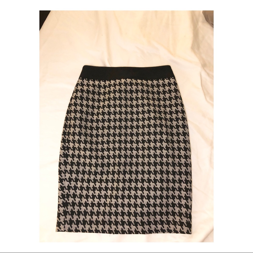 Express Herringbone Pencil Skirt